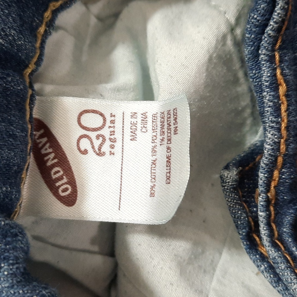 Old Navy Jeans - Picture 8 of 8